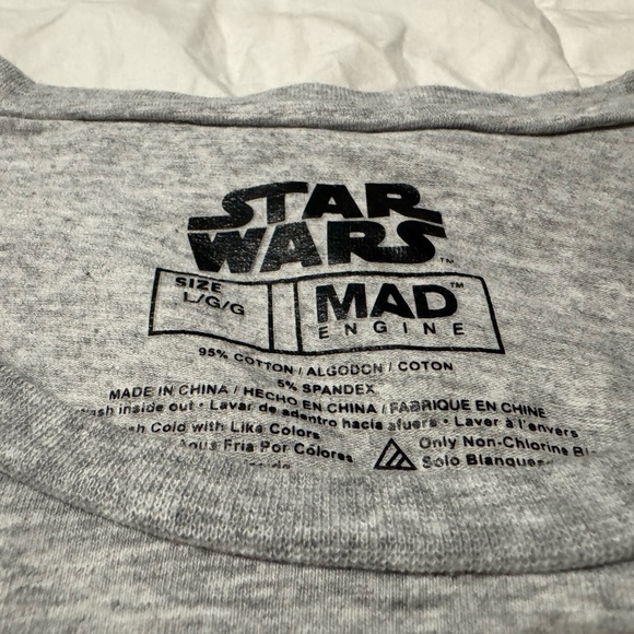 Maternity Star Wars Grogu tee - Picture 2 of 3